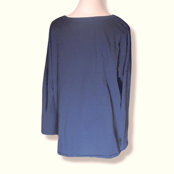 Cotton Black V-Neck Basic Soft Comfortable Easy to Wear Everyday Plus Size 1X - Picture 4 of 5